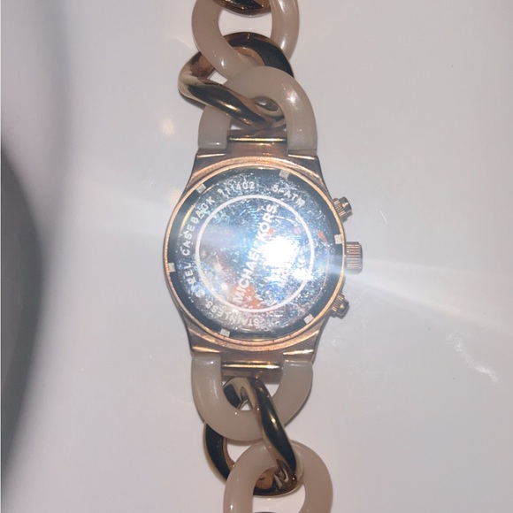 Used Michael Kors watch. - Picture 2 of 2